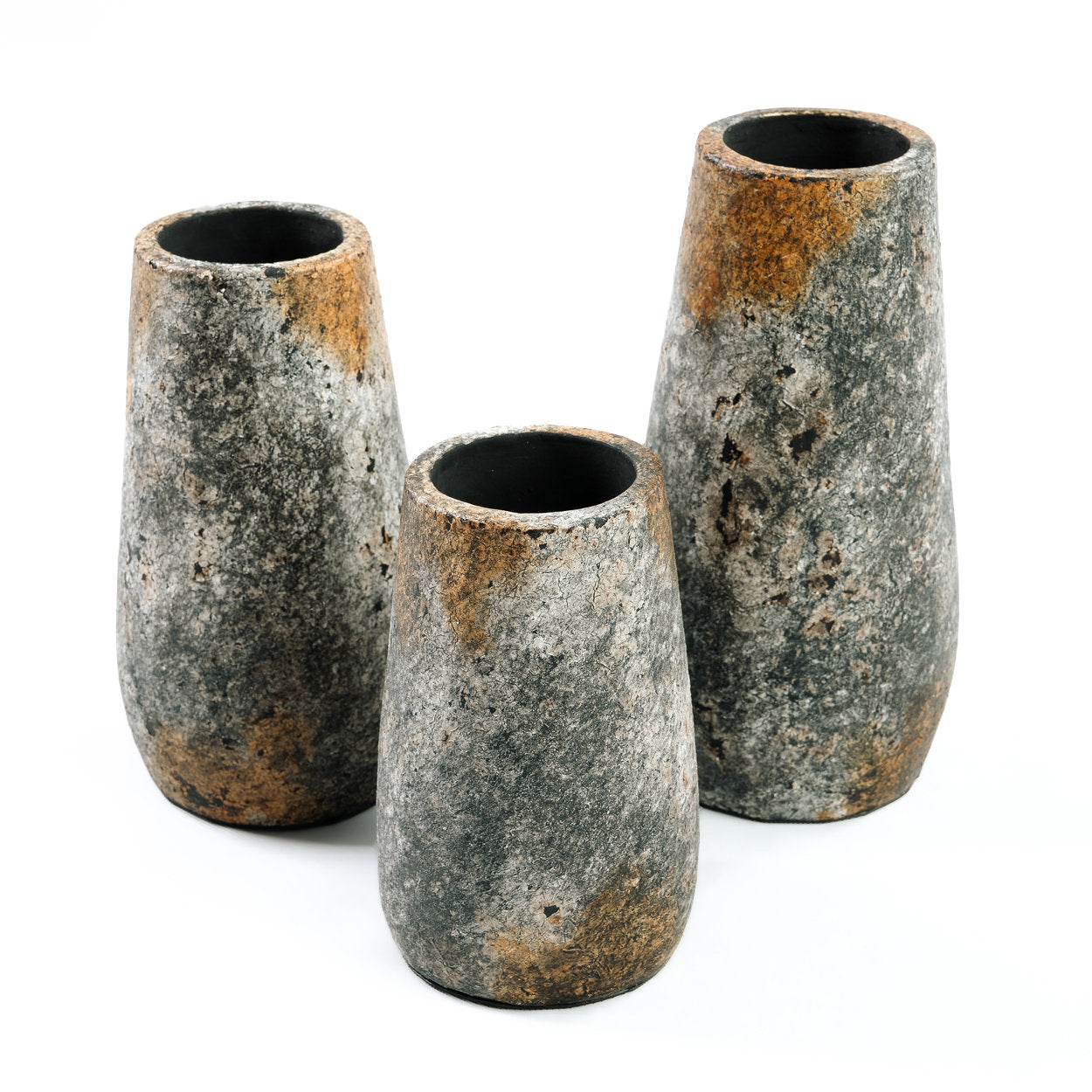 the-spooky-vase-antique-grey-m