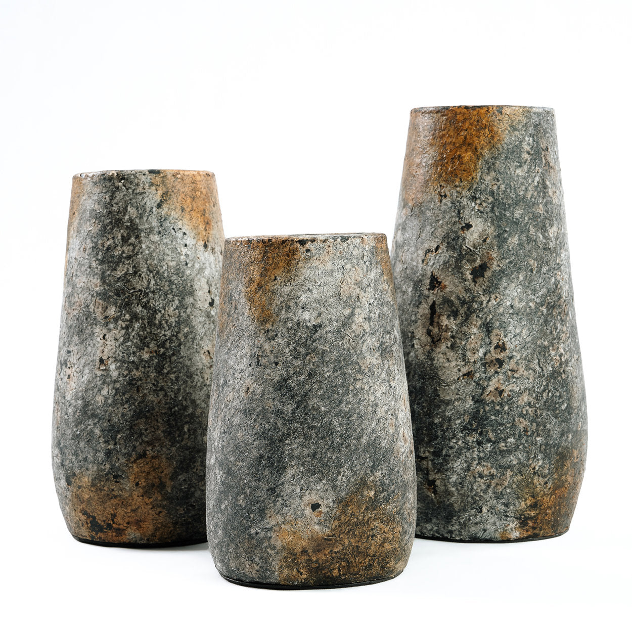 the-spooky-vase-antique-grey-m