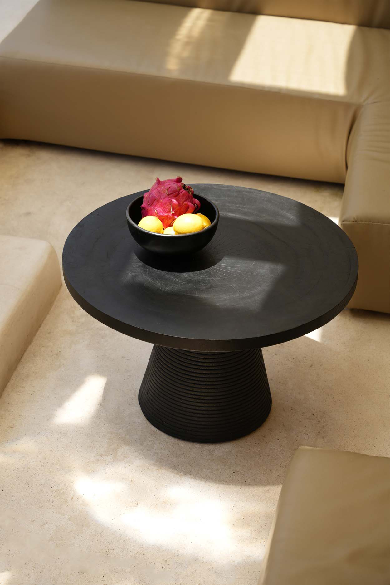 the-hi-matata-coffee-table-black