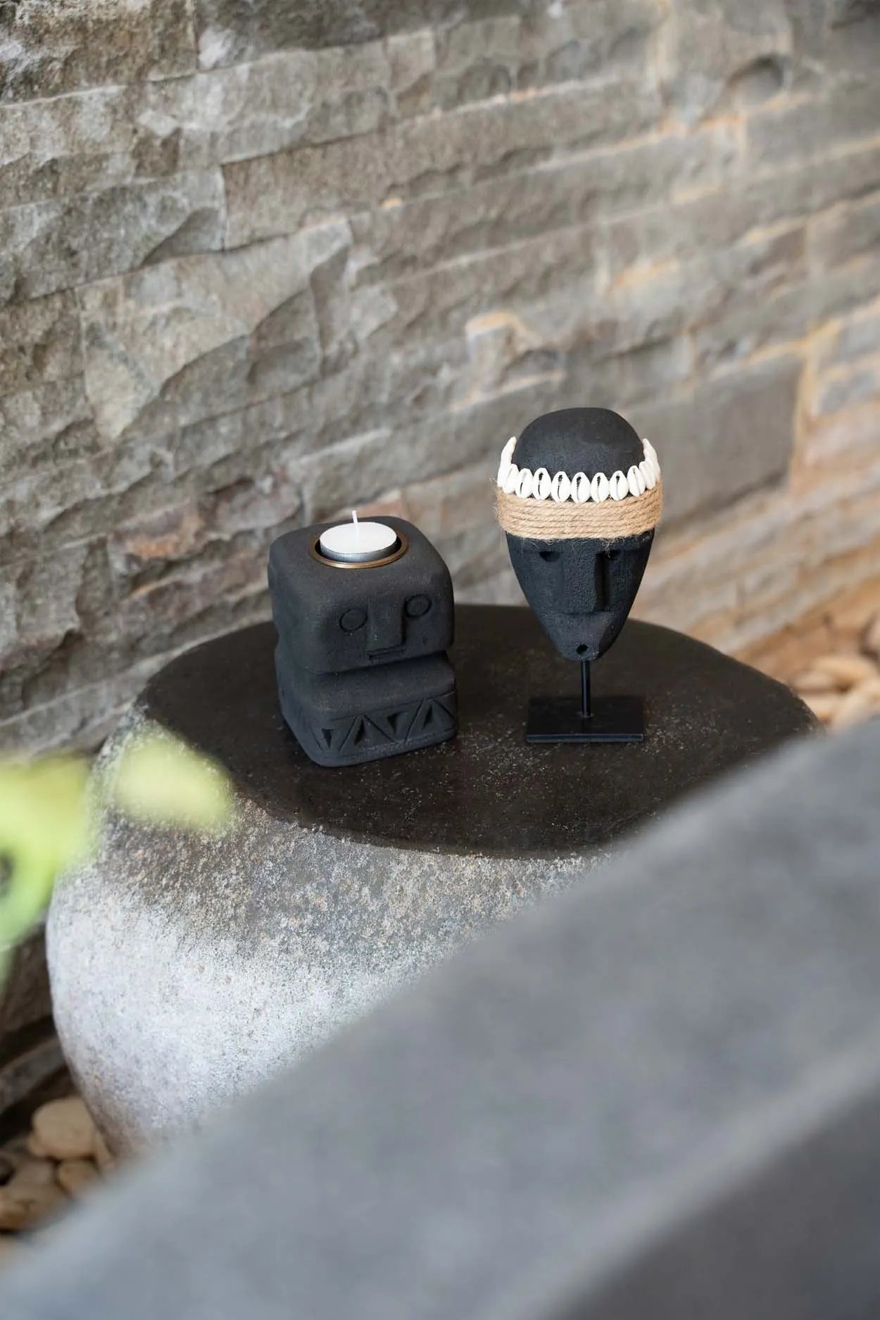 the-sumba-stone-35-on-stand