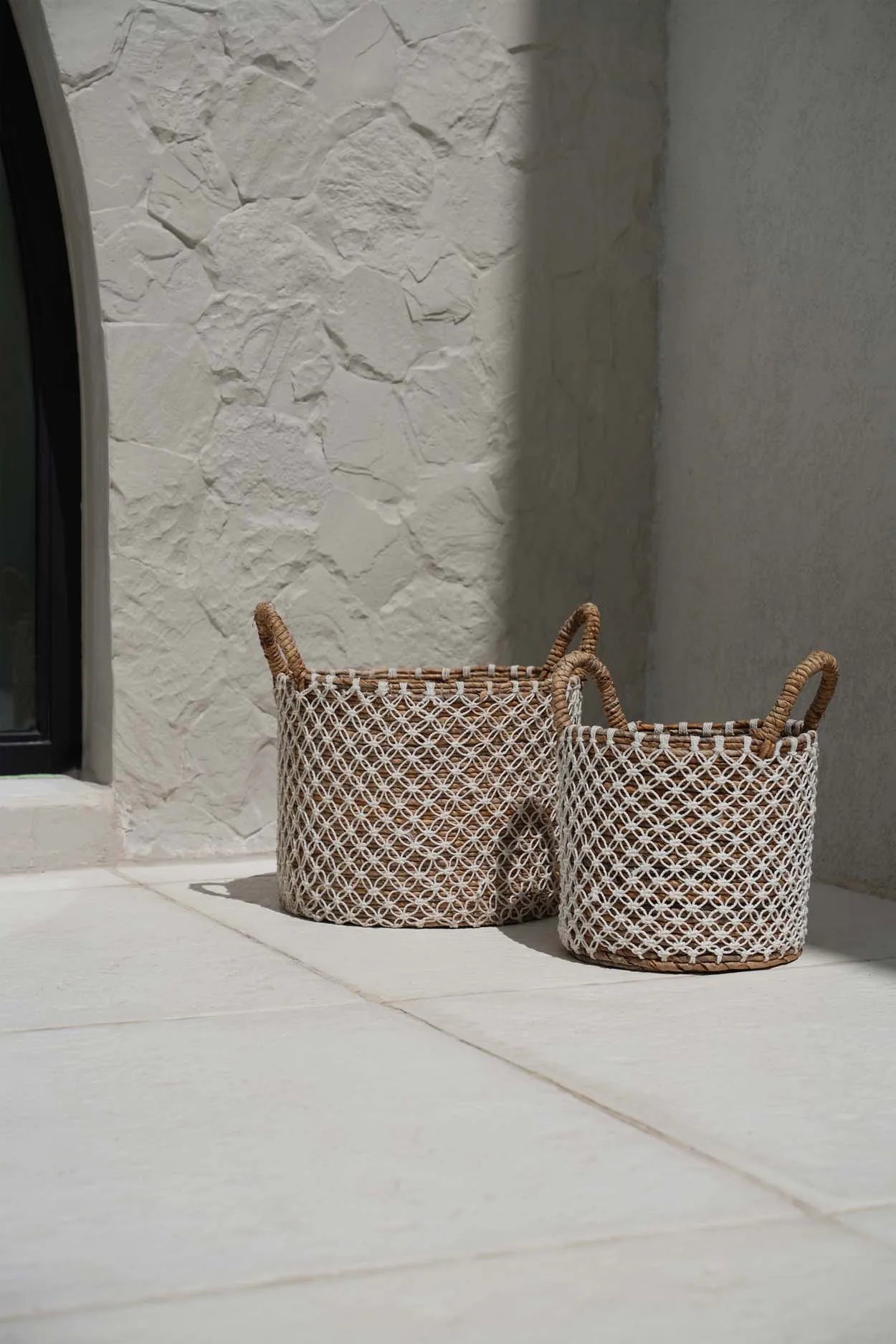 the-crossed-stitched-macrame-basket-natural-white-s