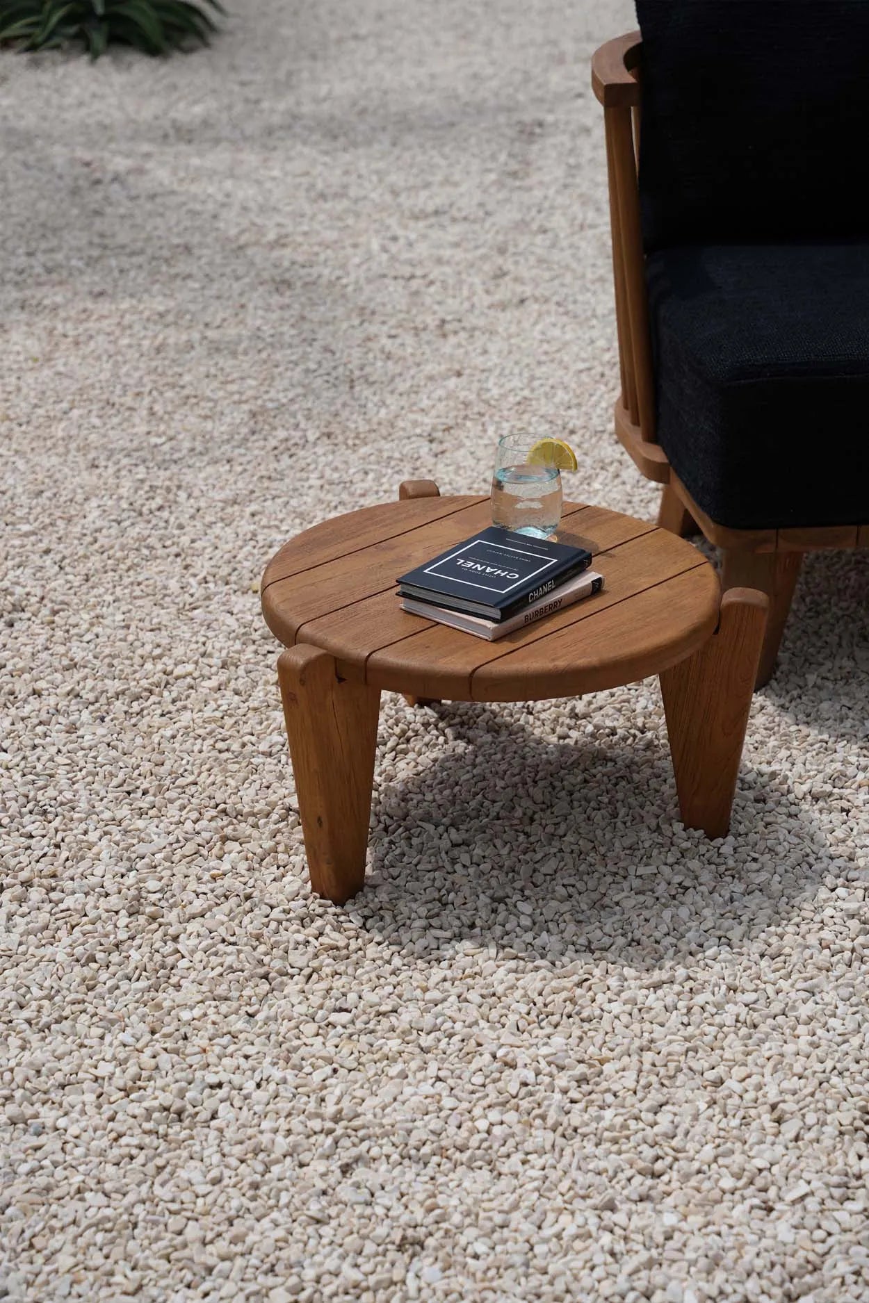 the-seseh-coffee-table-s-outdoor