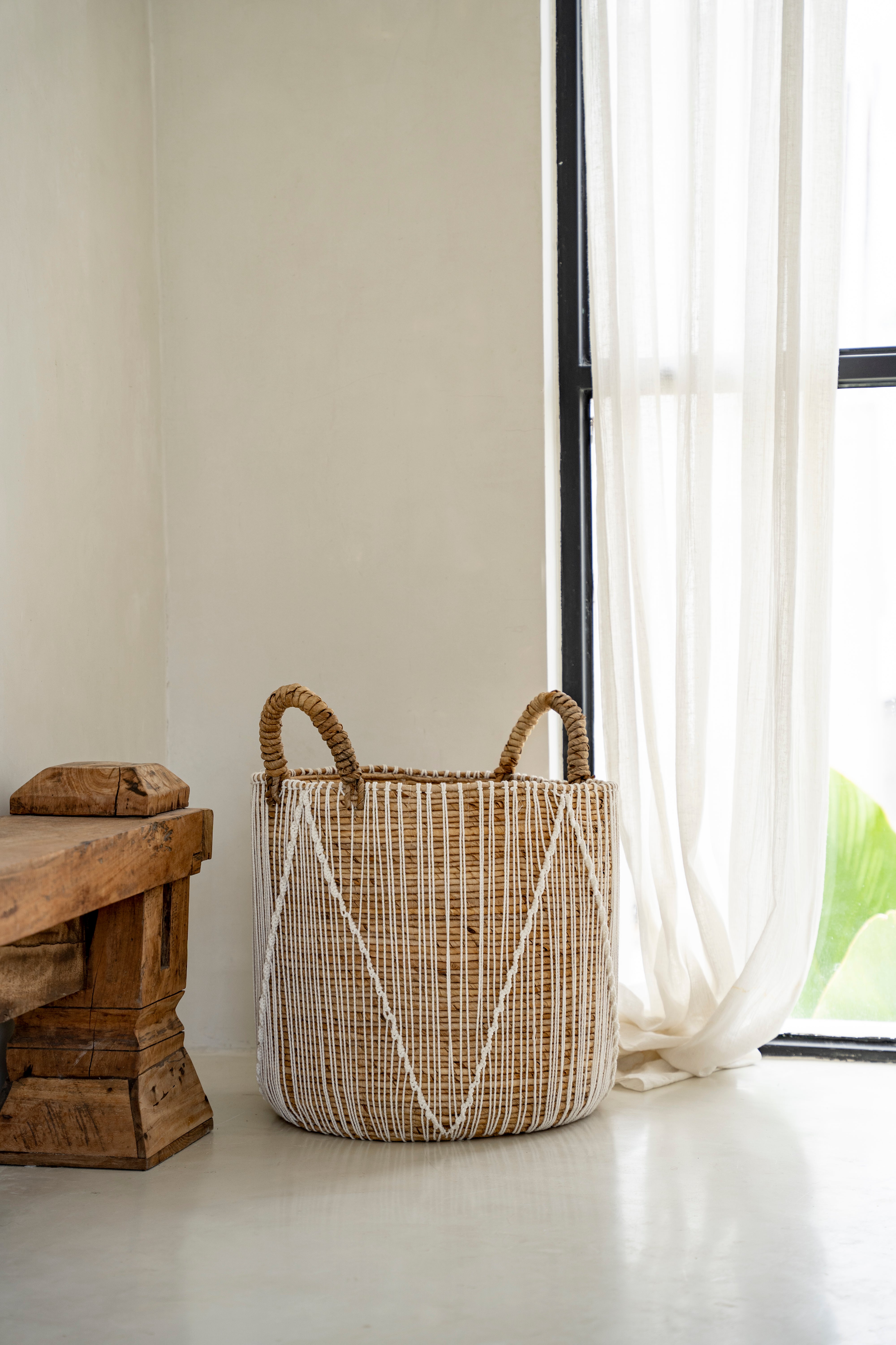 The Straight Stitched Macrame Basket - Natural White - M