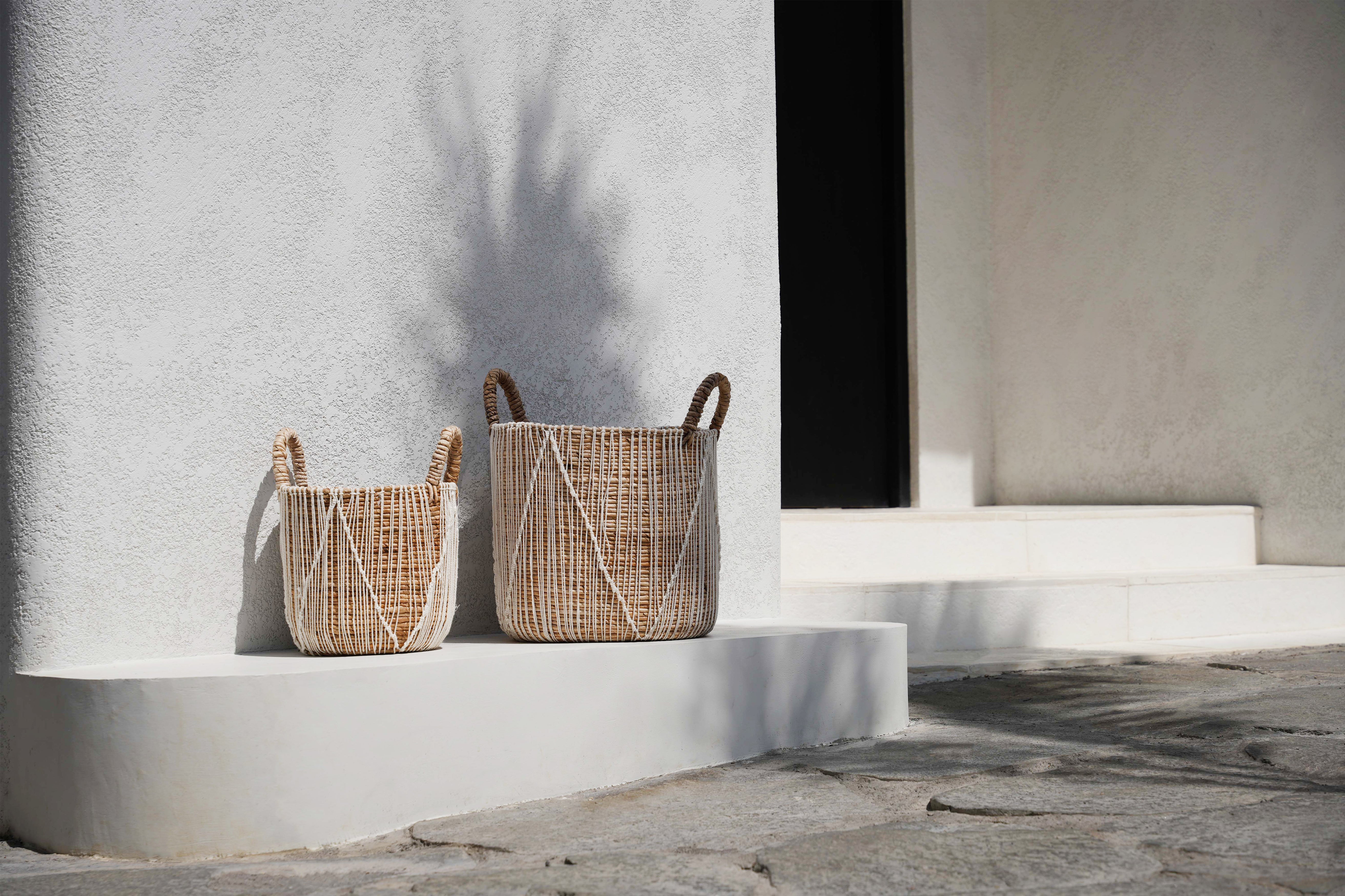 The Straight Stitched Macrame Basket - Natural White - L