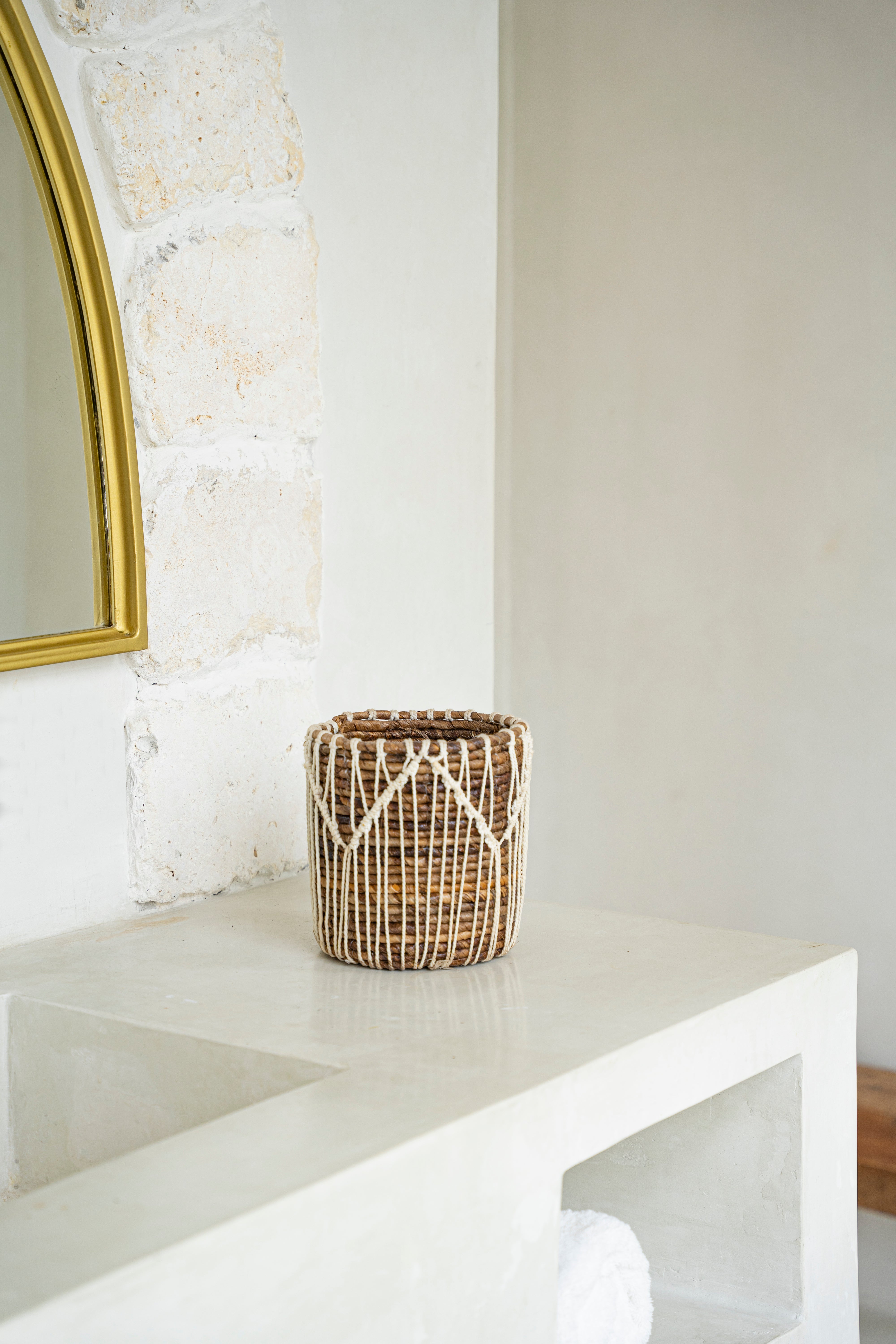 The Macra-mazing Basket - Natural White - S