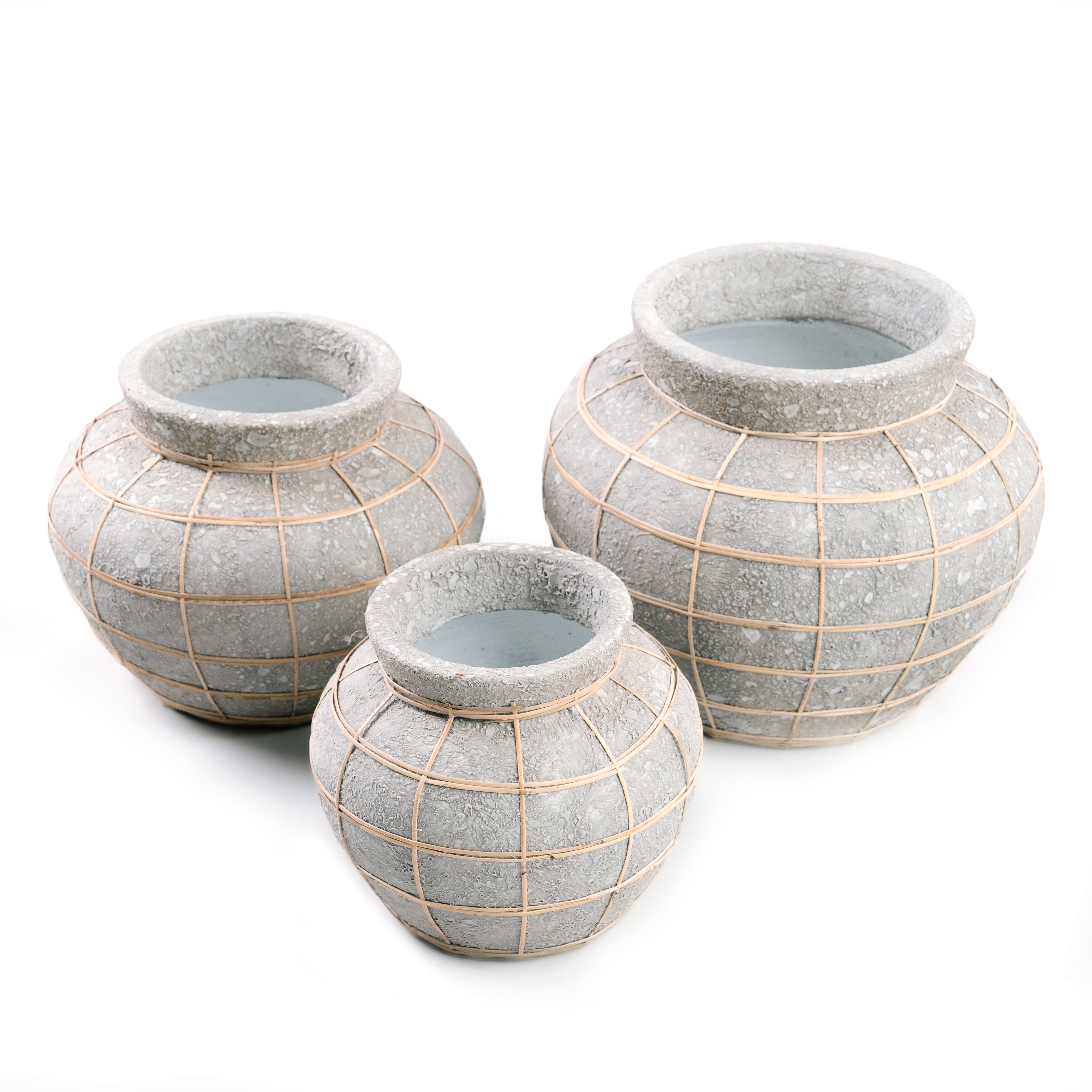 The Belly Vase - Concrete Natural - M