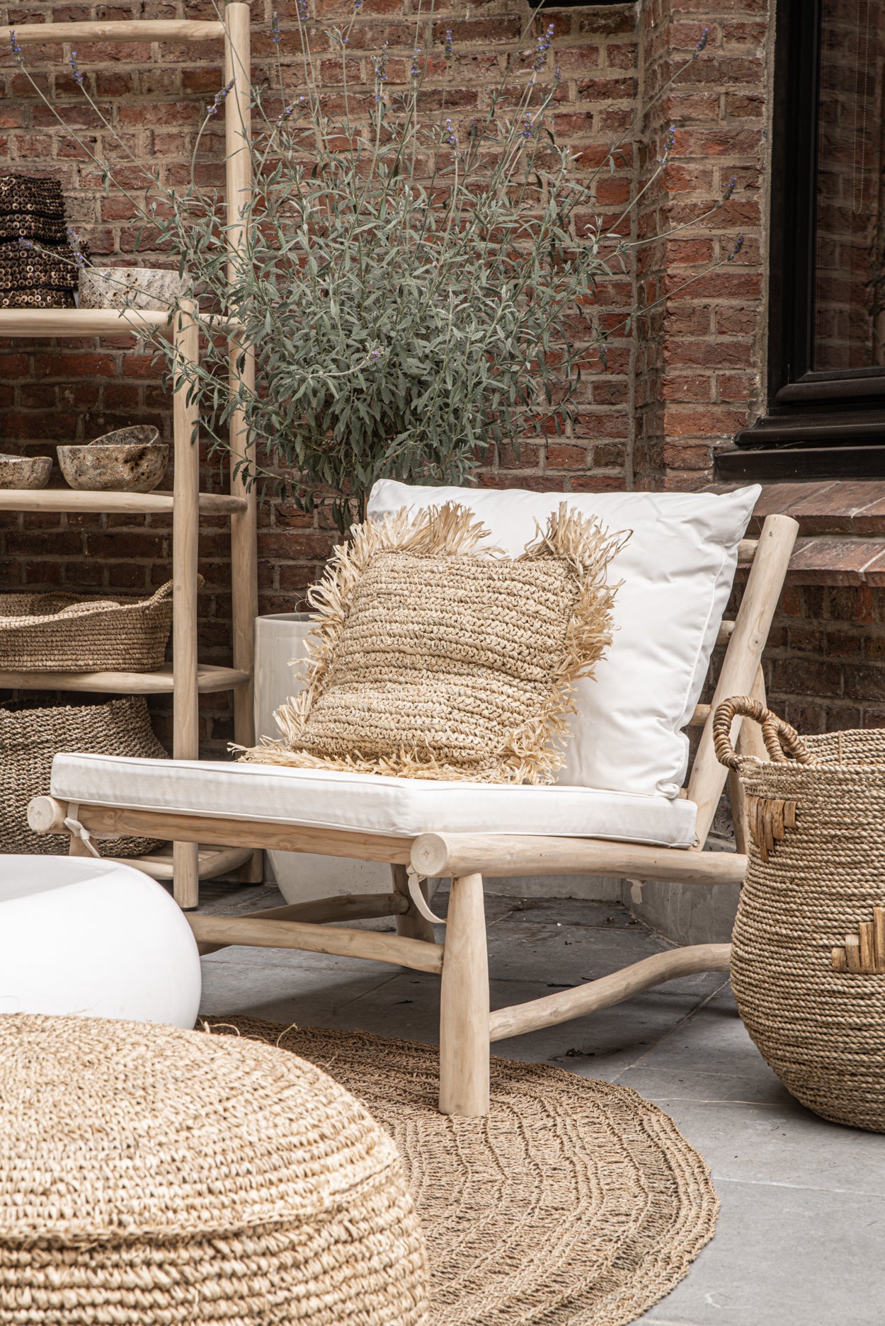 The Island One Seater - Natural White