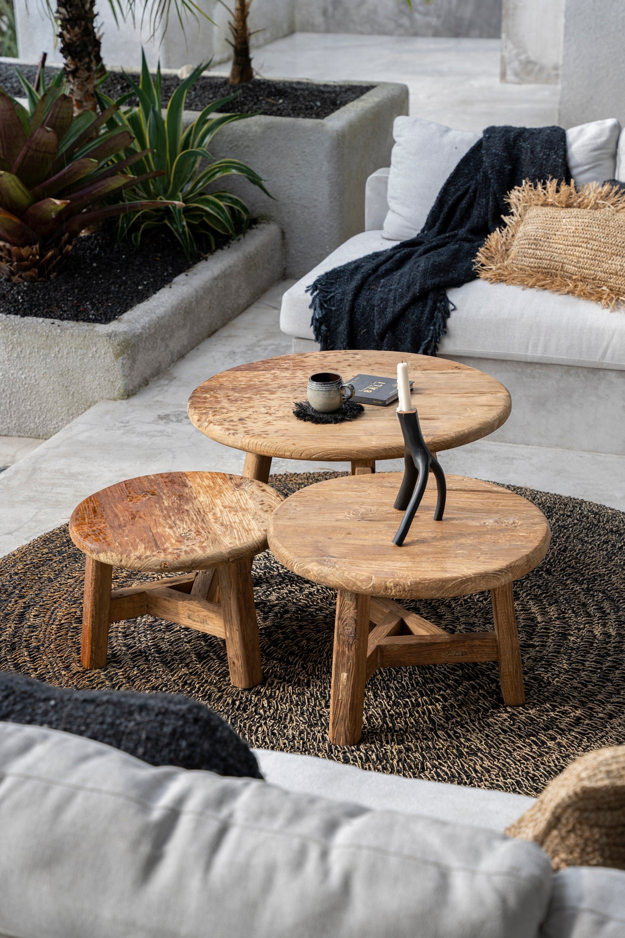 The Fusuma Coffee Table - L